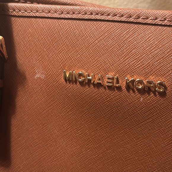 Michael Kors Brown Leather Shoulder Bag - Picture 2 of 7